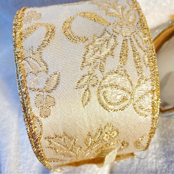 Alert…there are additional rolls I put on 1 spool. See closely for quantity. - Picture 13 of 16